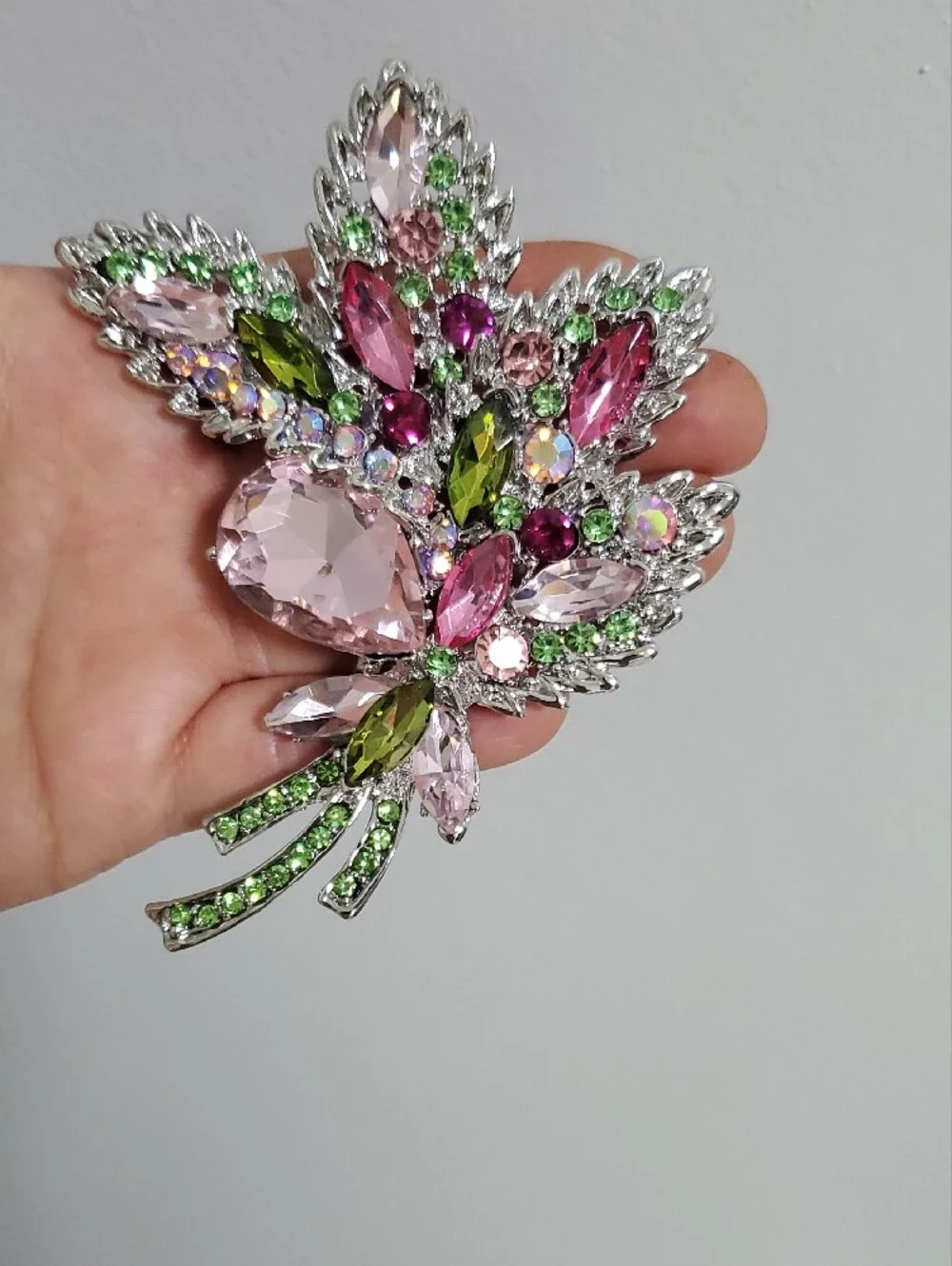 no brand sparkling pink